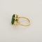 Bague en or jaune, émeraude : 6,80 carats et diamants : 0,80 carat