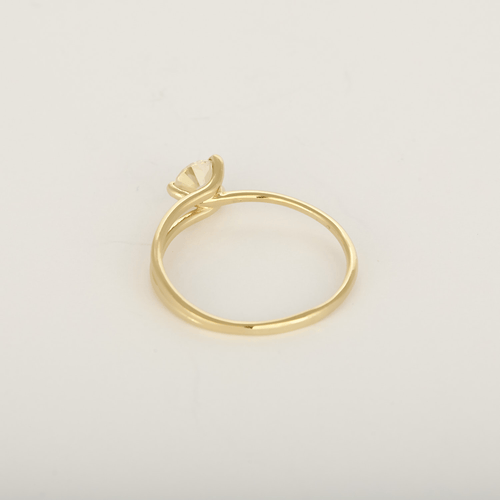 Bague Solitaire en or jaune et diamant : 0,70 carat