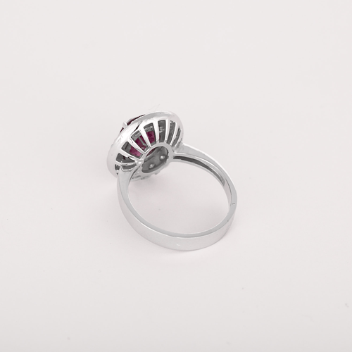 Bague 54 Bague en or blanc, rubis : 4,29 carats et diamants : 0,45 carat 58 Facettes DV36260-2