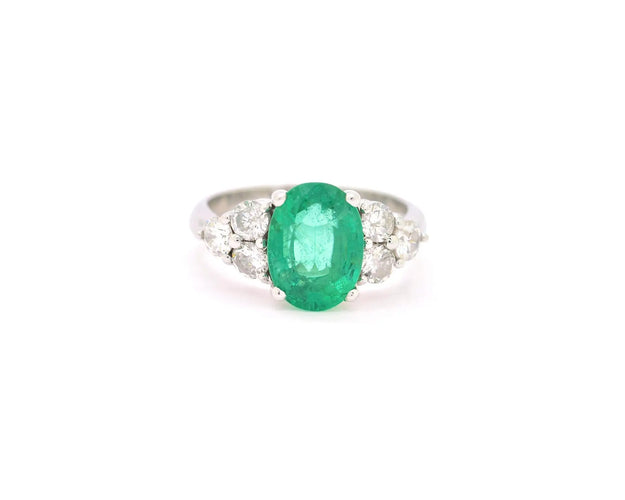 Bague Bague en or blanc 18 ct avec émeraude de Zambie 3,47 ct et diamants 58 Facettes 12256