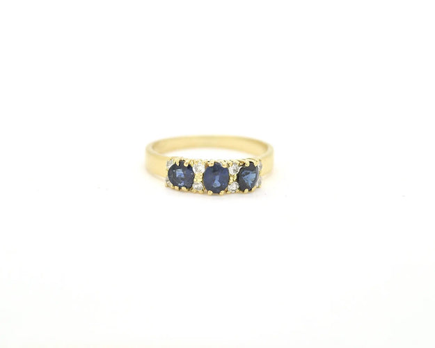 Bague Bague en or jaune 18 ct avec saphirs et diamants 58 Facettes 13396