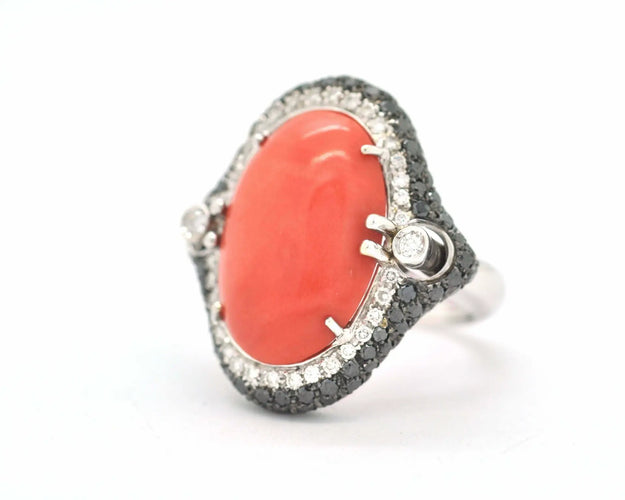 Bague Bague en or blanc 18 ct avec corail et diamants 58 Facettes 8930