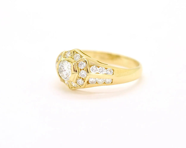 Anello in oro giallo con diamante centrale ct 0,55 e diamanti a contorno 58 Facettes 12477