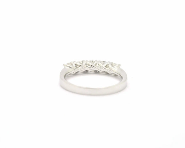 Bague 53 Bague rivière - Diamants 0,86 ct en or blanc 18 carats 58 Facettes 9959