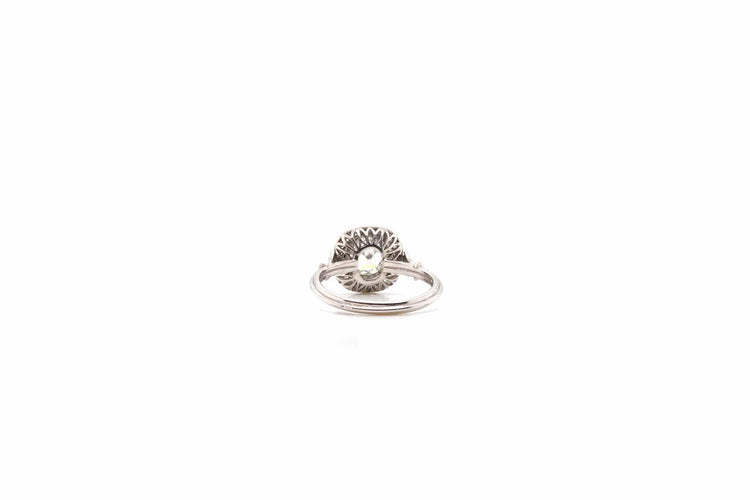 Bague 52.5 Bague ronde en platine avec diamants taille ancienne 58 Facettes 23325 - 24904