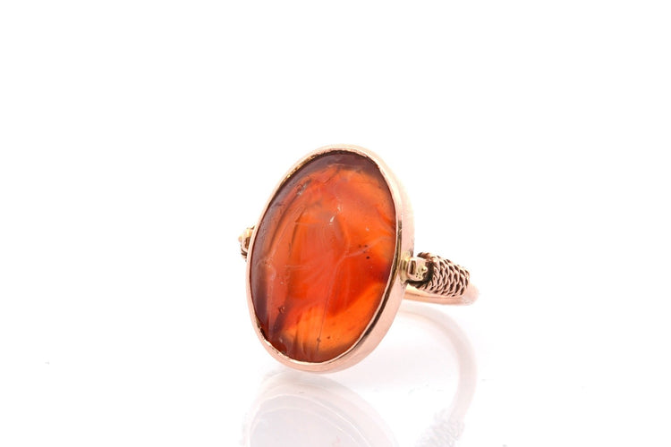 Bague 48 Bague antique à intaille en or 18k et cornaline 58 Facettes 26957