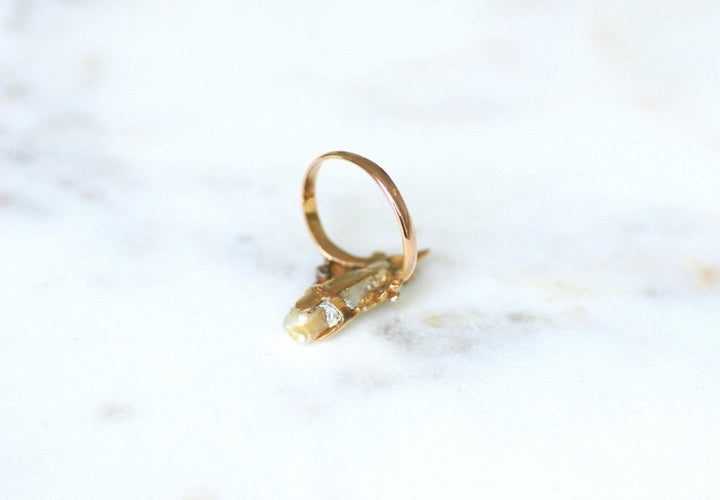 Bague 53 Bague Art Nouveau perle baroque en or jaune et rose et diamants 58 Facettes