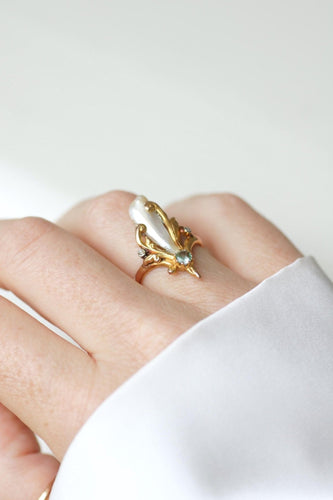 Bague 53 Bague Art Nouveau perle baroque en or jaune et rose et diamants 58 Facettes