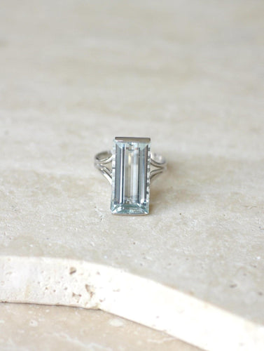 Bague 58 Bague cocktail aigue-marine rectangulaire 8,00 cts en or blanc 18k 58 Facettes