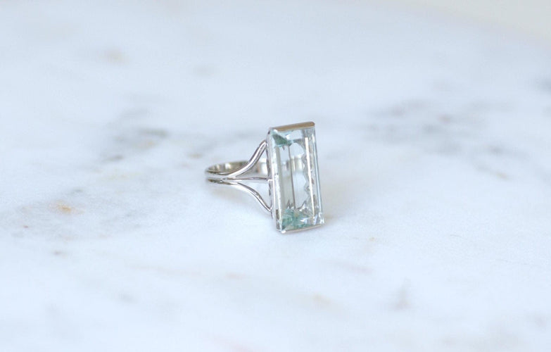 Bague 58 Bague cocktail aigue-marine rectangulaire 8,00 cts en or blanc 18k 58 Facettes