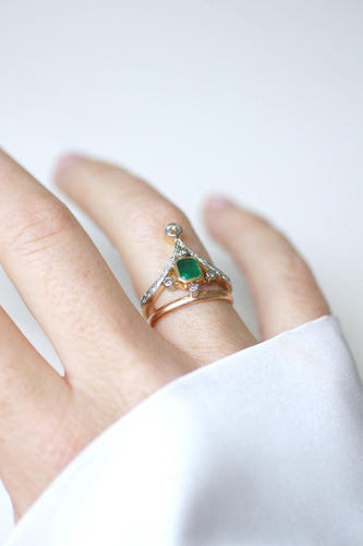 Bague 54 Bague de fiançailles aigrette en or jaune 18kt et platine, émeraude et diamants 58 Facettes