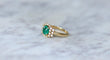 Bague 56 Bague émeraude coussin 1,52 cts en or jaune et diamants 58 Facettes
