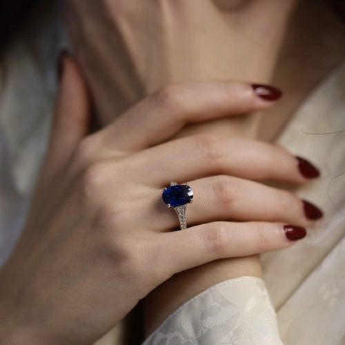 Bague 53 Bague en or gris 18K avec saphir de Siam 5,72 ct et diamants 58 Facettes FB09849-FB09792