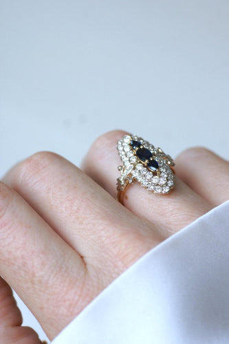 Bague 53 Bague marquise en or jaune et blanc 18kt et saphirs, diamants 58 Facettes