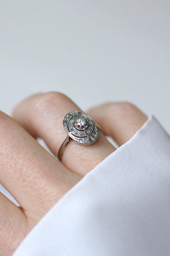 Bague 52 Bague Art Déco ovale en or blanc 18kt et platine, diamants 58 Facettes