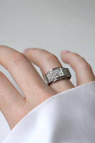 Bague 51.5 Bague Art Déco « plans escalier » en platine et diamants 58 Facettes