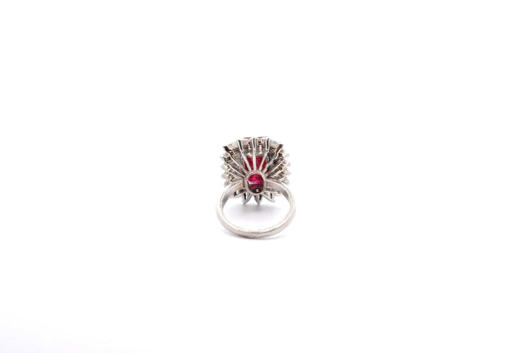 Bague Bague rubis birman 10,80 carats et diamants navette 58 Facettes 26470dv