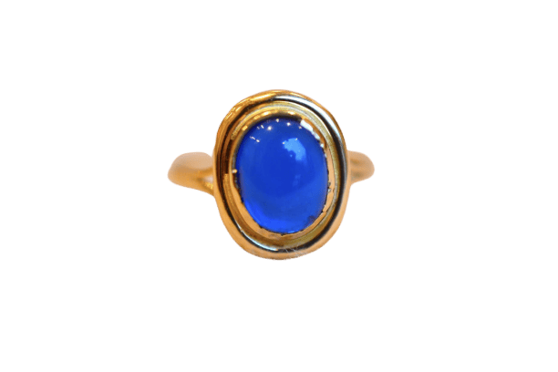 Bague 53 Bague ovale en or jaune 18 carats et pierre bleue 58 Facettes 3074