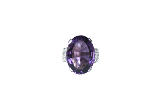 Bague 62 Bague Art Déco améthyste ovale en or blanc et platine, diamants 58 Facettes
