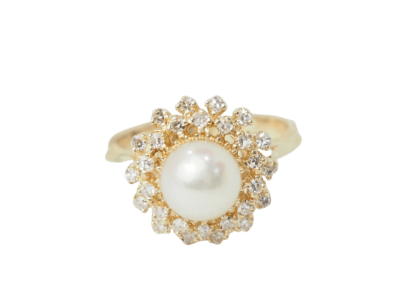 Bague 53.5 Bague vintage en or jaune 18 ct, perle de culture et diamants 58 Facettes 33538