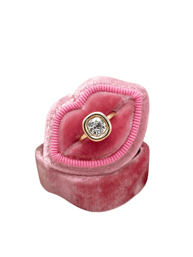 Bague 53 Solitaire coussin - Bague en or jaune 18 carats et diamant 1,35 ct 58 Facettes 1