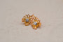 Boucles d'oreilles Dormeuses florales en or jaune 18 carats et diamants 58 Facettes 3817
