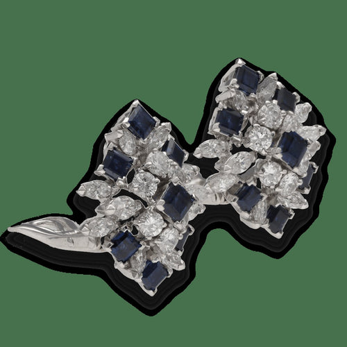 Boucles d'oreilles Piaget Joaillerie - Boucles d’oreilles clips en platine saphirs et diamants 58 Facettes FB10037