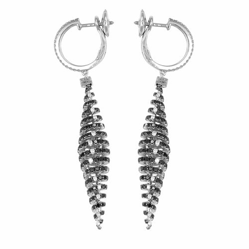 Boucles d'oreilles Giorgio Visconti - Boucles d’oreilles en or gris avec diamants blancs et noirs 58 Facettes 66300074