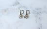 Boucles d'oreilles Boucles d'oreilles pendantes Art Déco en or blanc 18kt et platine, diamants 58 Facettes