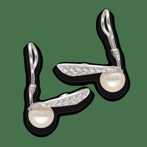 Boucles d'oreilles Boucles d’oreilles clips vintage vers 1970 en or gris 18k, diamants et perles 58 Facettes FB10953