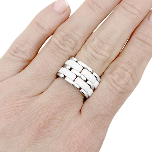 Bague 54 Chanel Ultra - Bague grand modèle en or blanc et céramique blanche 58 Facettes 35312