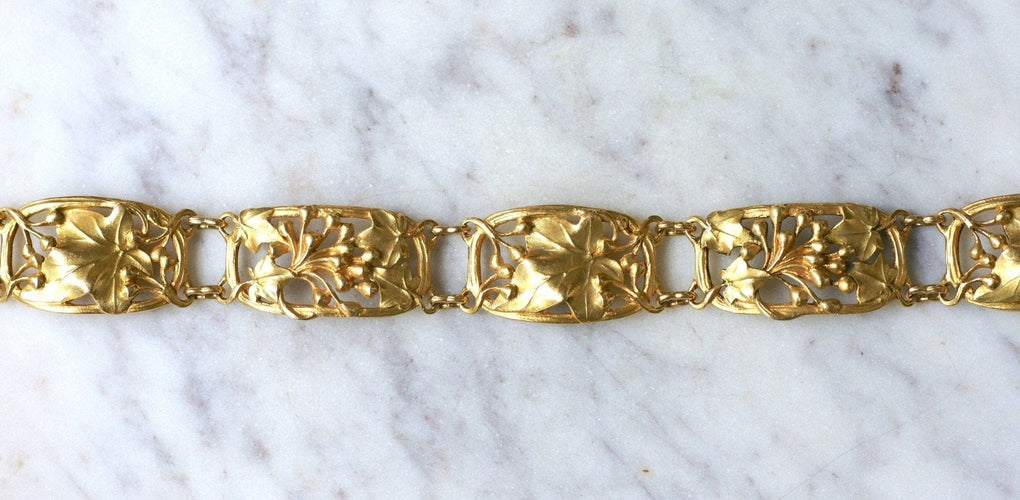 Bracelet Bracelet Art nouveau articulé en or jaune 18kt à maillons ajourés 58 Facettes