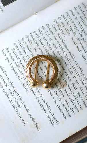 Boucles d'oreilles Mellerio dits Meller - Broche double clip fer à cheval en or jaune 18k 58 Facettes