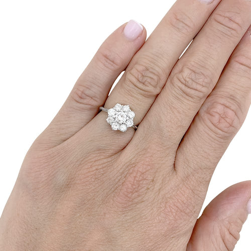 Bague 49 Bague fleur en or blanc et platine sertie de diamants 58 Facettes 34870