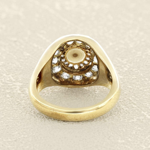 Bague 50 Chevalière en or jaune 18 carats, perle fine et diamants 58 Facettes OC-61E00515