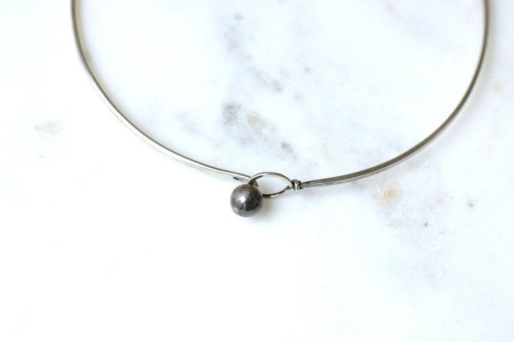 Collier Fabrice - Collier rigide en argent 800 (années 1965-1970) 58 Facettes
