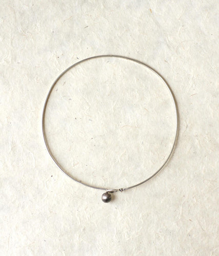 Collier Fabrice - Collier rigide en argent 800 (années 1965-1970) 58 Facettes