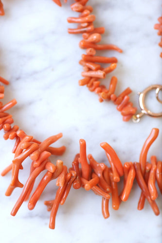 Collier Collier branches de corail naturel en or rose 18k 58 Facettes