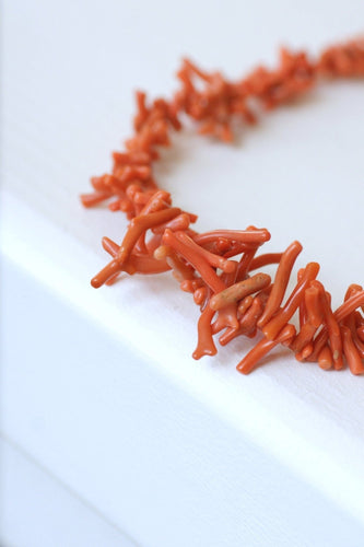 Collier Collier branches de corail naturel en or rose 18k 58 Facettes