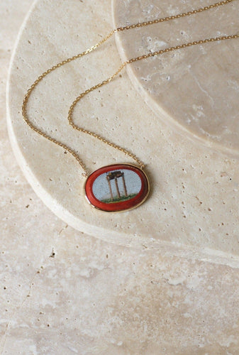 Collier Collier pendentif micro-mosaïque temple antique en or jaune 18k 58 Facettes