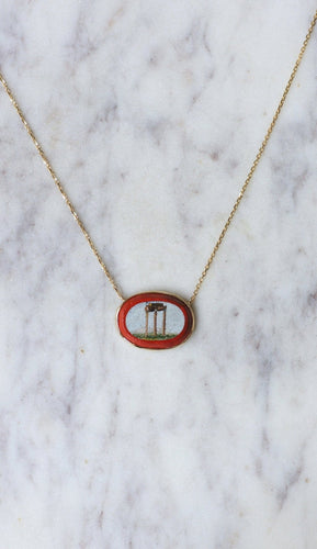 Collier Collier pendentif micro-mosaïque temple antique en or jaune 18k 58 Facettes