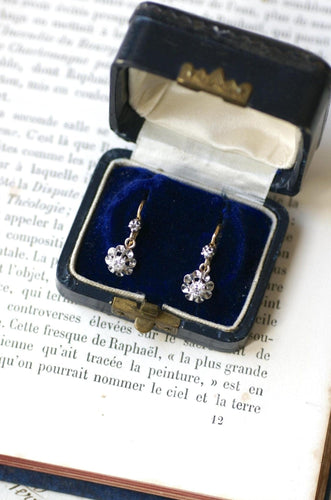 Boucles d'oreilles Boucles d’oreilles dormeuses en or jaune 18kt, platine et diamants 0,30 ct 58 Facettes