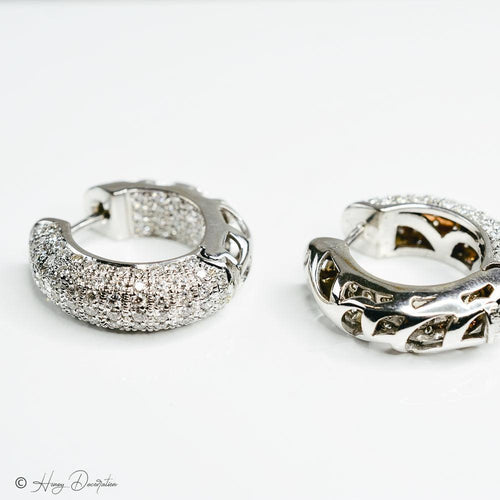 Boucles d'oreilles Créoles en or blanc 18 carats avec diamants 4,80 ct 58 Facettes 881