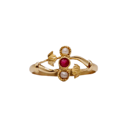 Ring 57 Old ring with foliage, rubies and pearls 58 Facettes 1048