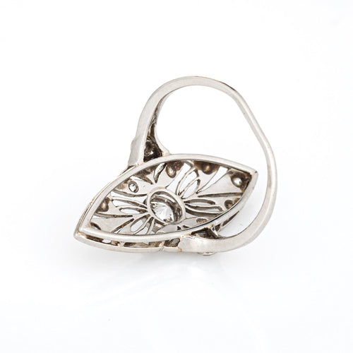 Bague 49 Bague ancienne édouardienne navette en platine 900 et diamants 58 Facettes G12365