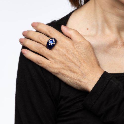 Bague Bague dôme vintage en or jaune 18k, émail bleu et diamants 58 Facettes G13650