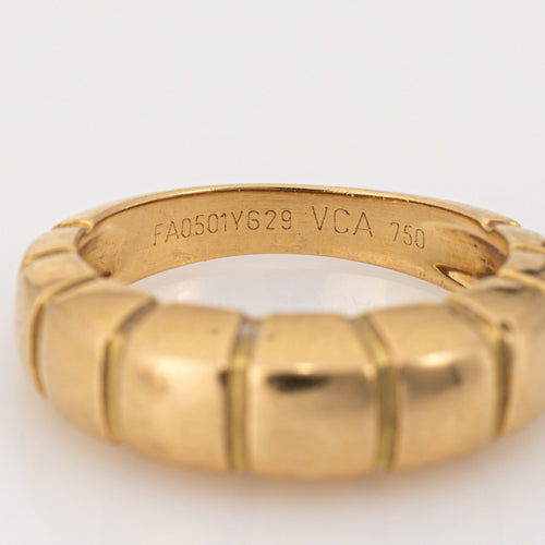 Bague 51 Van Cleef & Arpels - Bague cube vintage en or jaune 18k 58 Facettes G13924