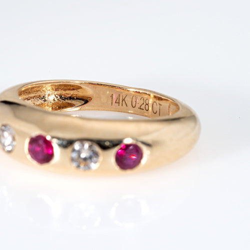 Bague 54 Bague vintage en or jaune 14 carats, rubis et diamants 58 Facettes G14180