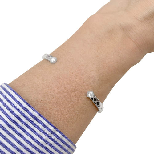 Bracelet Chanel Coco Crush - Bracelet jonc en or blanc et diamants 58 Facettes 35011