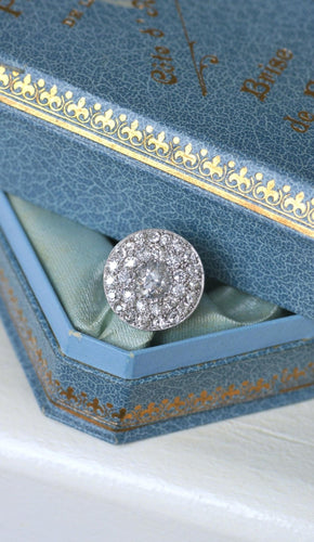 Bague 53 Bague cible Art Déco ronde en platine et diamants 4,16 cts 58 Facettes